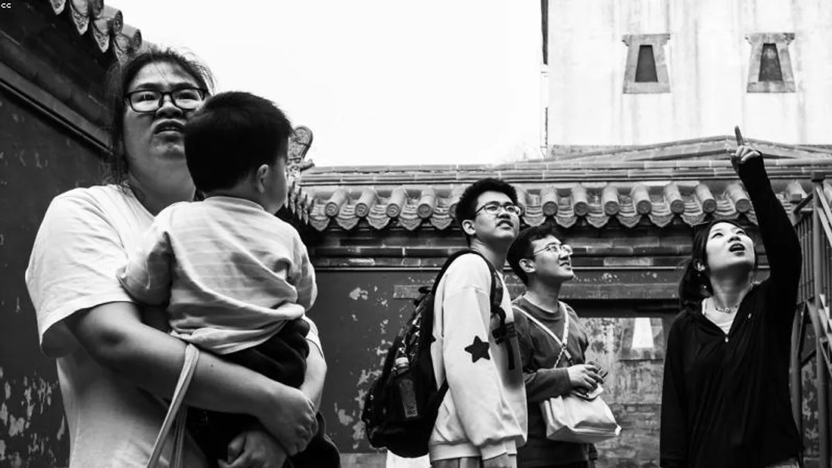 成年后仍觉得对方在抢风头：识别手足竞争的内在声音相关心理健康场景